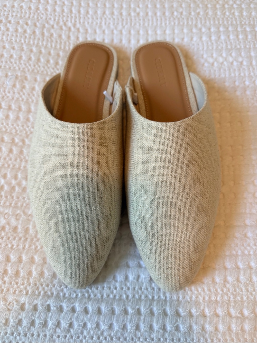 NWOT Old Navy Textured Knit Mule Shoes - Natural - 8